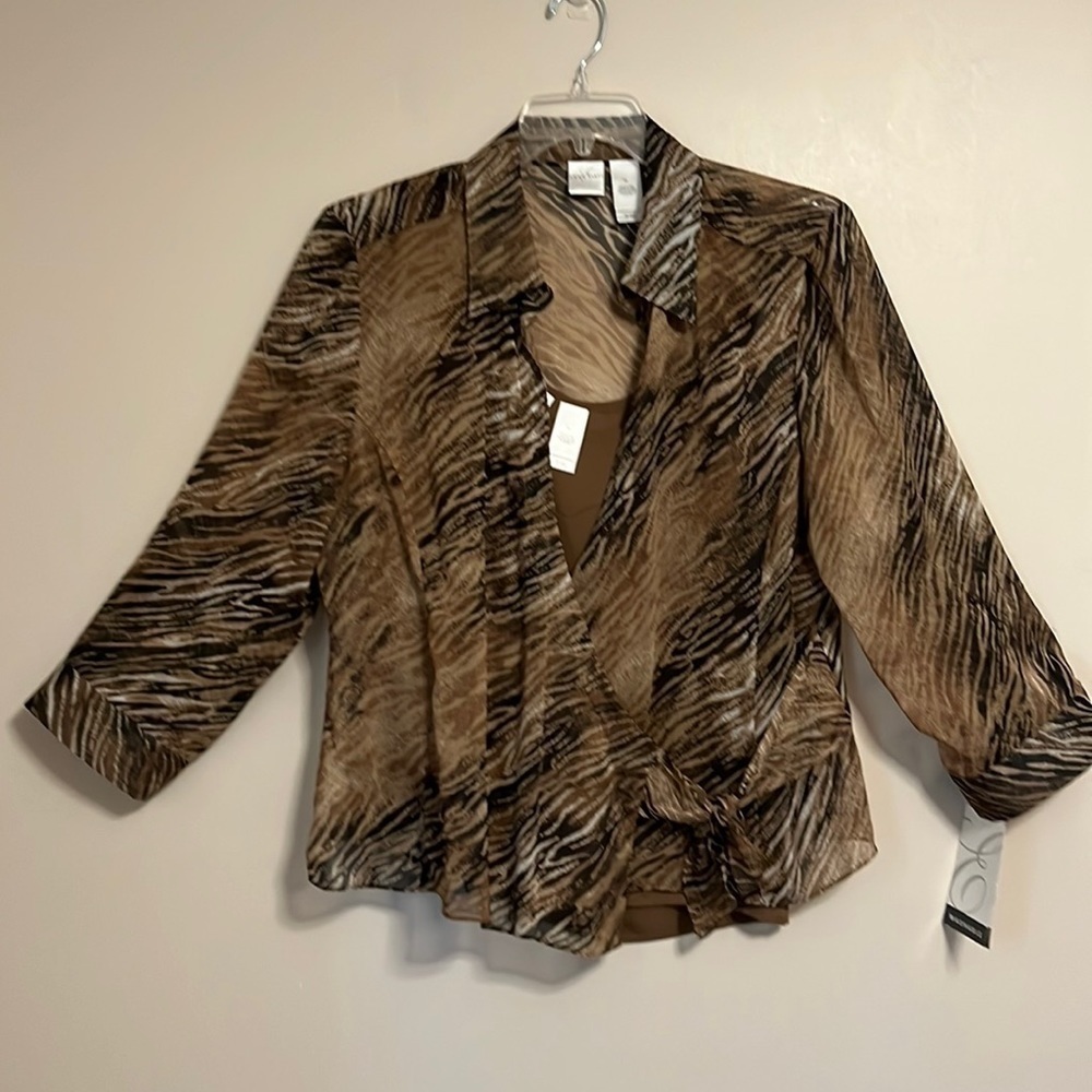 Emma James Wrap Animal Print Sheer 2 piece Blouse Brown Plus 18‎ Professional